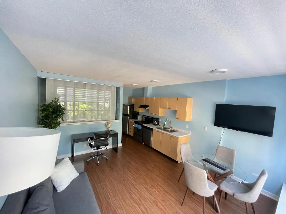 Downtown 1Br Condo At Granville Strip Near English Bay Vancouver